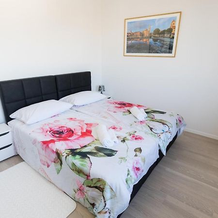 Studio Apartman Moonlight 자다르 외부 사진