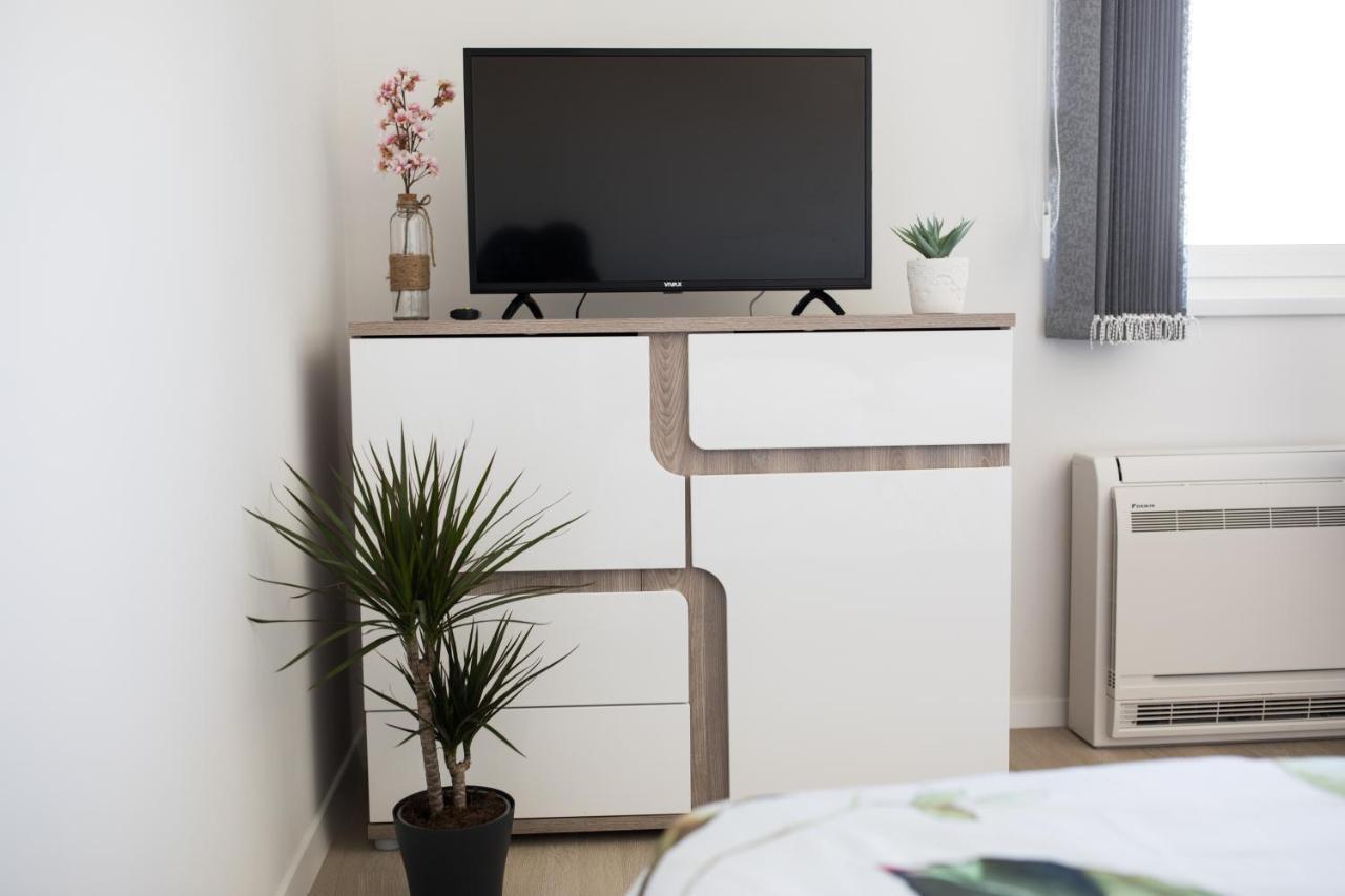 Studio Apartman Moonlight 자다르 외부 사진